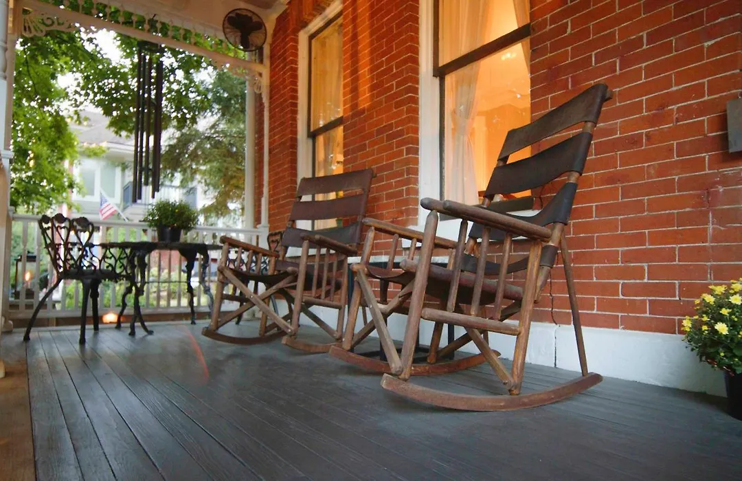 Main Street Inn-1
